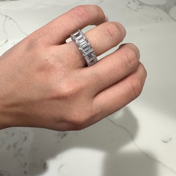 Italo Jewelry Sterling Silver Eternity Emerald Cut Ring - Picture 4 of 5